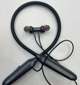 1-1-270155-1-Auriculares Diadema Negros