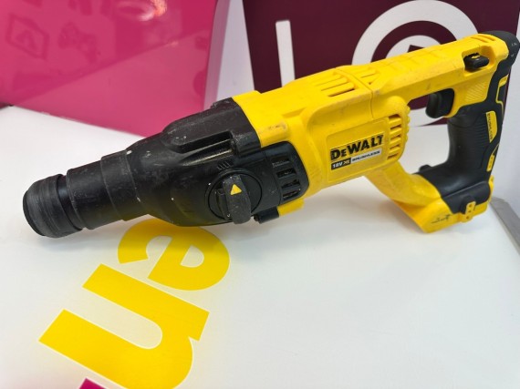 9-9-73571-3-Taladro Electrico Dewalt Dch133