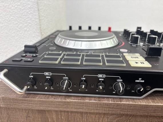 1-1-270278-3-Mesa DJ Maleta Serato Numark NS6 II