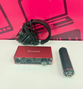 7-7-85692-1-Tarjeta Sonido Focusrite Scarlett 2