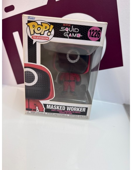 9-9-76446-1-Bebé y juguetes Funko masked worker 