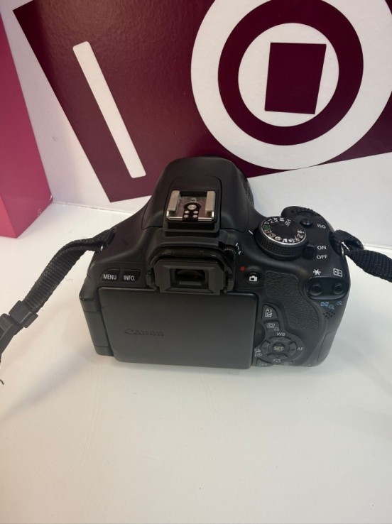 9-9-69070-8-Cámara Digital Réflex Canon EOS 600D