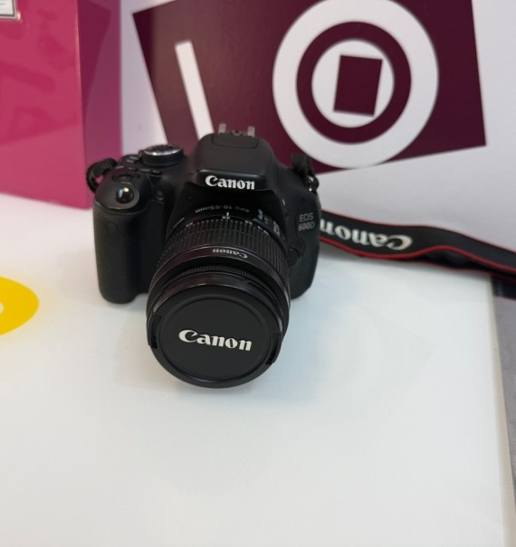 9-9-69070-9-Cámara Digital Réflex Canon EOS 600D