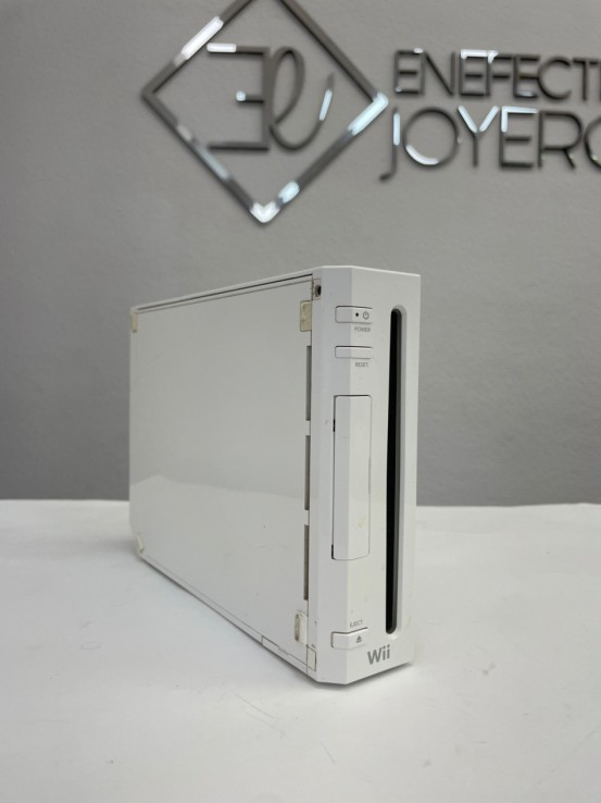 1-1-270348-1-Consola Wii Blanca
