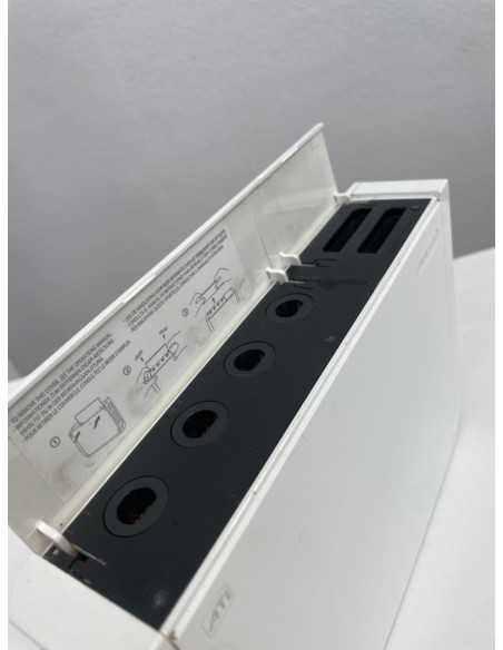 1-1-270348-2-Consola Wii Blanca