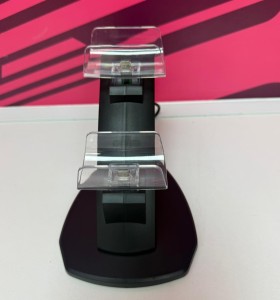 8-8-76591-1-Accesorio PS5 Estacion de carga doble battletron  2