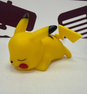 8-8-76583-1-Juguetes Pikachu (Luz)