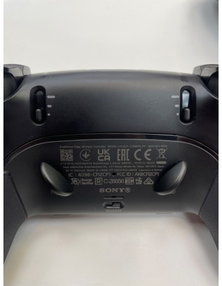 1-1-270325-2-Mando PS5 Edge Dual Sense 