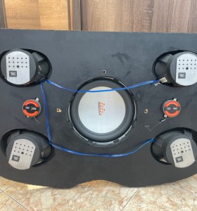 1-1-270310-1-Subwoofers Twitter 2 Conjunto Altavoces JBL T595 Bandeja Maletero Qashqai 2