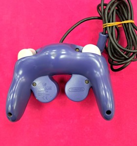 6-6-167933-1-Mando Gamecube 2