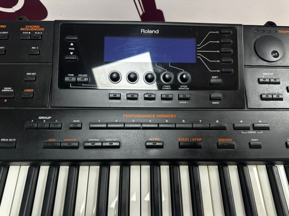 9-9-76560-3-Teclado Electrónico Roland G-800 