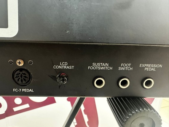 9-9-76560-7-Teclado Electrónico Roland G-800 