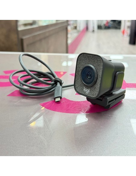 7-7-85857-2-Webcam Logitech Stream Cam 