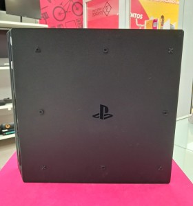 6-6-167923-1-Consola PS4 Pro 1Tb SIN MANDO 2