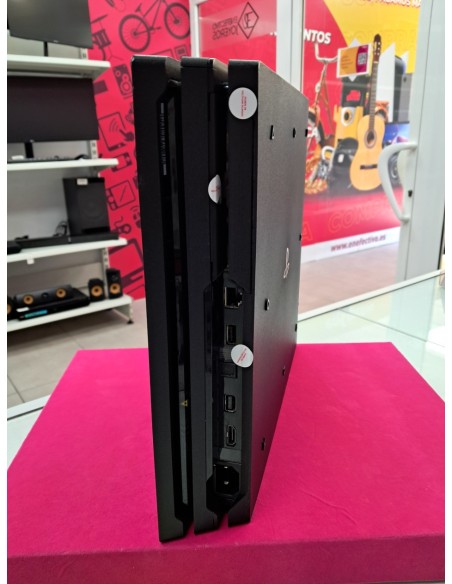 6-6-167923-3-Consola PS4 Pro 1Tb SIN MANDO