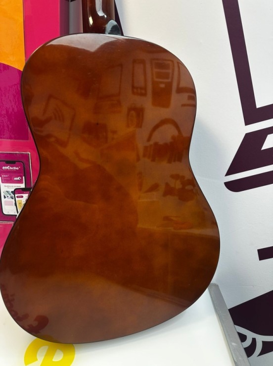 9-9-74781-5-Guitarra Clasica Memphis T951n