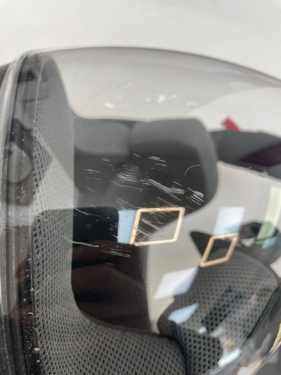 1-1-270464-4-Casco Integral Unik Negro Talla S