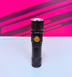 8-8-76690-1-Linterna USB