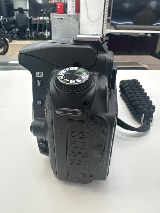 1-1-270344-4-Cámara Digital Réflex Nikon D90 Objetivo 18-70mm