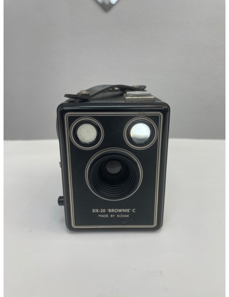 1-1-270426-2-Cámara Gran Formato Kodak Brownie Target Six-20 De Los Años 50 