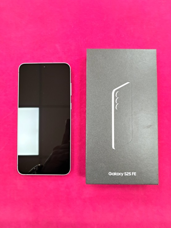 6-6-168007-1-Smartphone Samsung S25 FE 256GB