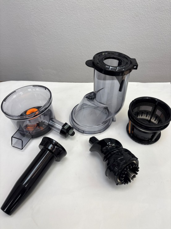 1-1-270485-2-Exprimidor Citricos Livoo Negro