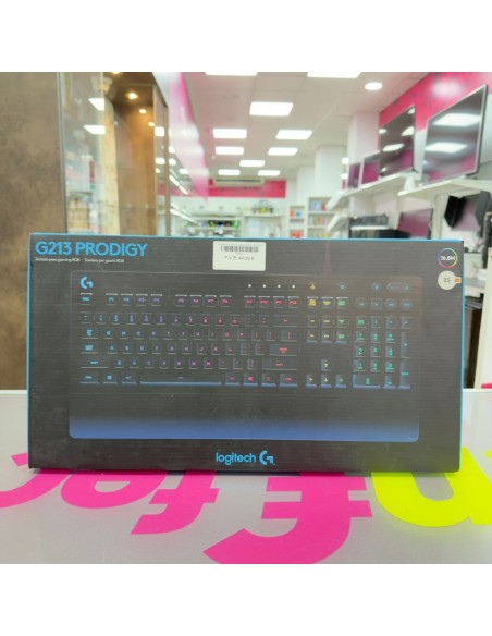 7-7-85941-1-Teclado Numérico Logitech G213 (Sin Uso)