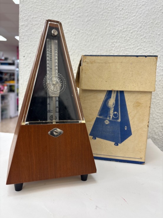 1-1-270419-1-Instrumentos Musicales Metronomo Aleman