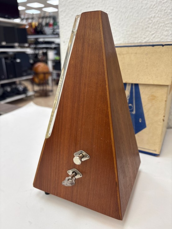 1-1-270419-2-Instrumentos Musicales Metronomo Aleman