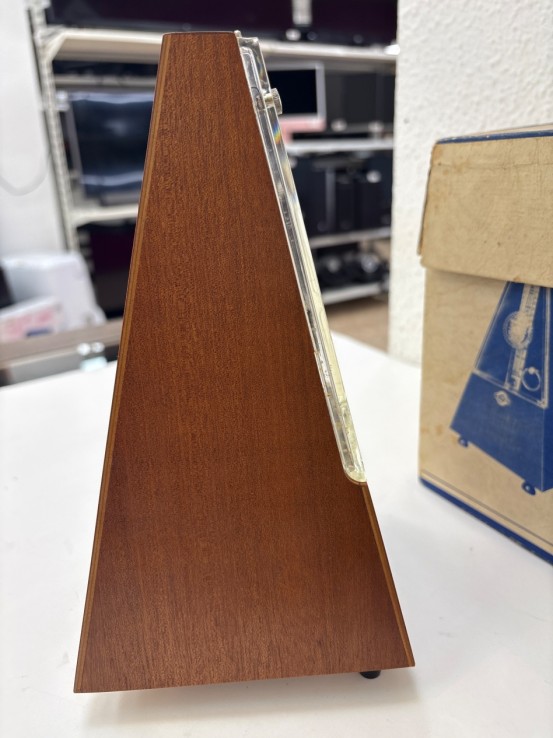 1-1-270419-3-Instrumentos Musicales Metronomo Aleman