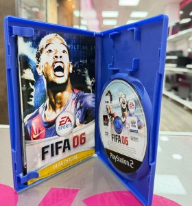 7-7-85872-1-Videojuego PS2 Fifa 06 2