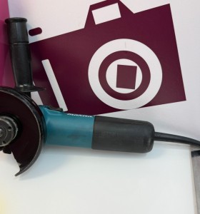 9-9-74118-2-Radial makita 9558hnr 840w