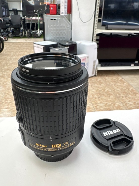 1-1-270346-2-Objetivo Nikon DX VR 55-200mm