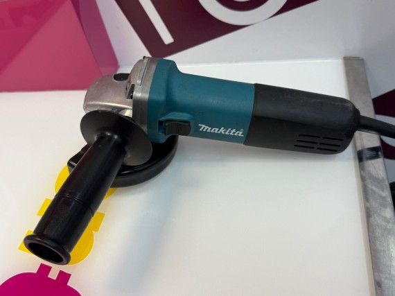 9-9-74118-3-Radial makita 9558hnr 840w