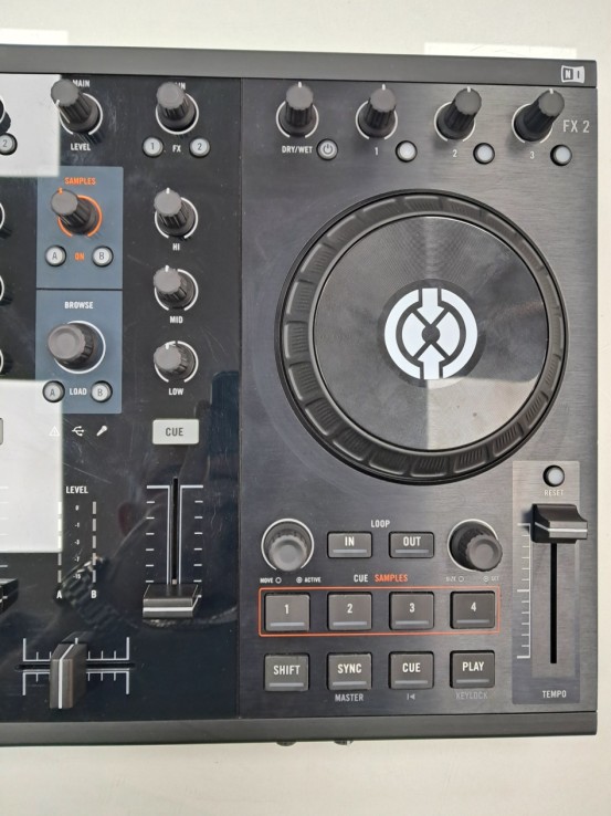 6-6-167977-3-Controlador Tracktor Kontrol S2