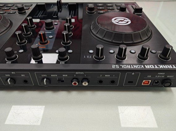 6-6-167977-5-Controlador Tracktor Kontrol S2