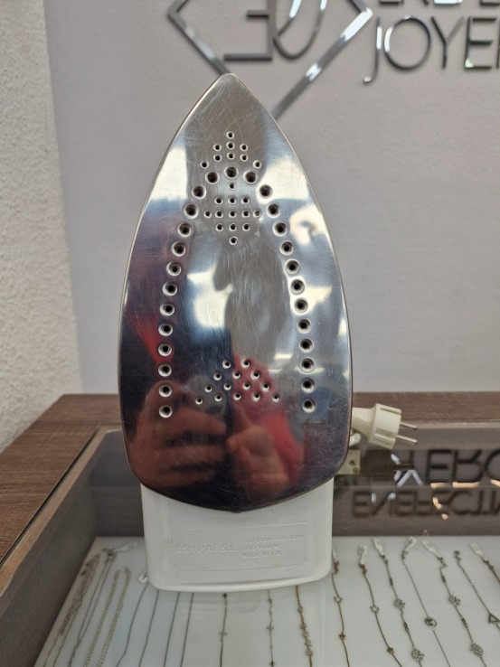 1-1-270544-1-Plancha Vapor Ufesa Clarisse 40