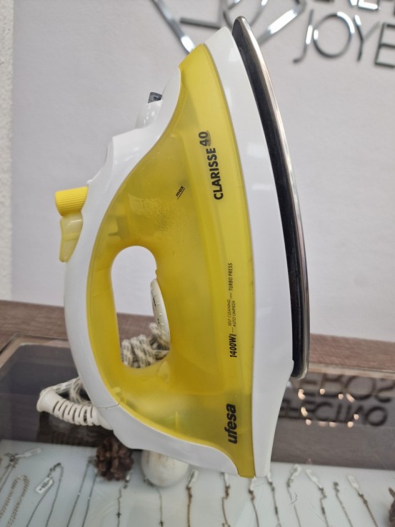 1-1-270544-2-Plancha Vapor Ufesa Clarisse 40