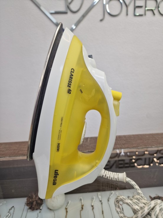 1-1-270544-4-Plancha Vapor Ufesa Clarisse 40