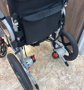 1-1-270572-1-Silla De Ruedas Electrica Libercar ZY1016LZ 2