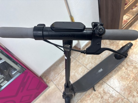 1-1-270574-3-Patinete Ninebot E2 Negro