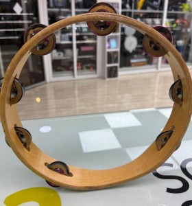 8-8-76906-1-Pandereta Zingara