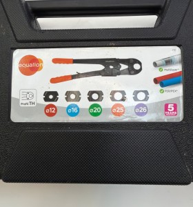 1-1-268930-1-Herramienta Fontanería Equation Llave  2