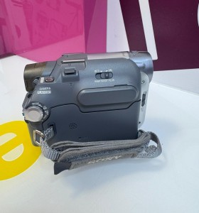 9-9-73696-1-Videocámara Digital Sony Handycam Dcr-hc19e  2