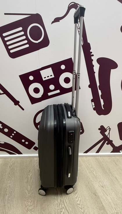 9-9-76591-3-Maleta Viaje It Gris 