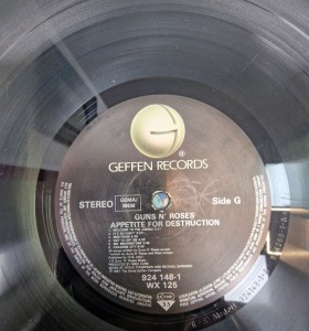 1-1-270674-1-Vinilo Guns N' Roses Appetite for Destruction 2