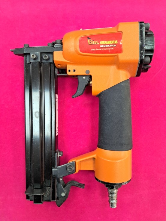 6-6-167968-1-Clavadora Neumatica BM F32