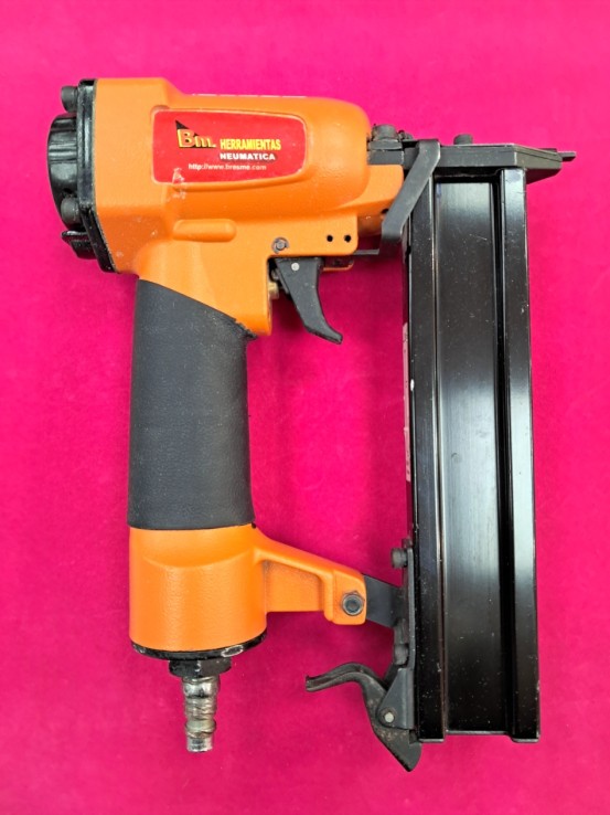 6-6-167968-2-Clavadora Neumatica BM F32