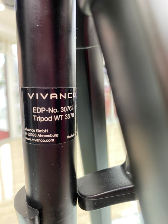 8-8-76992-4-Tripode VANCO 