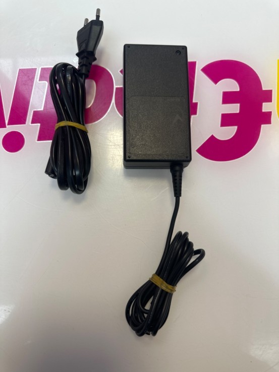 9-9-76644-7-Volante Pc logitech G29